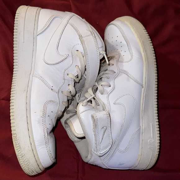 Air Force 1 - Picture 3 of 3